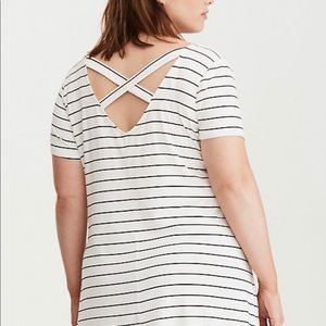 STRIPED CROSSBACK SWING TEE